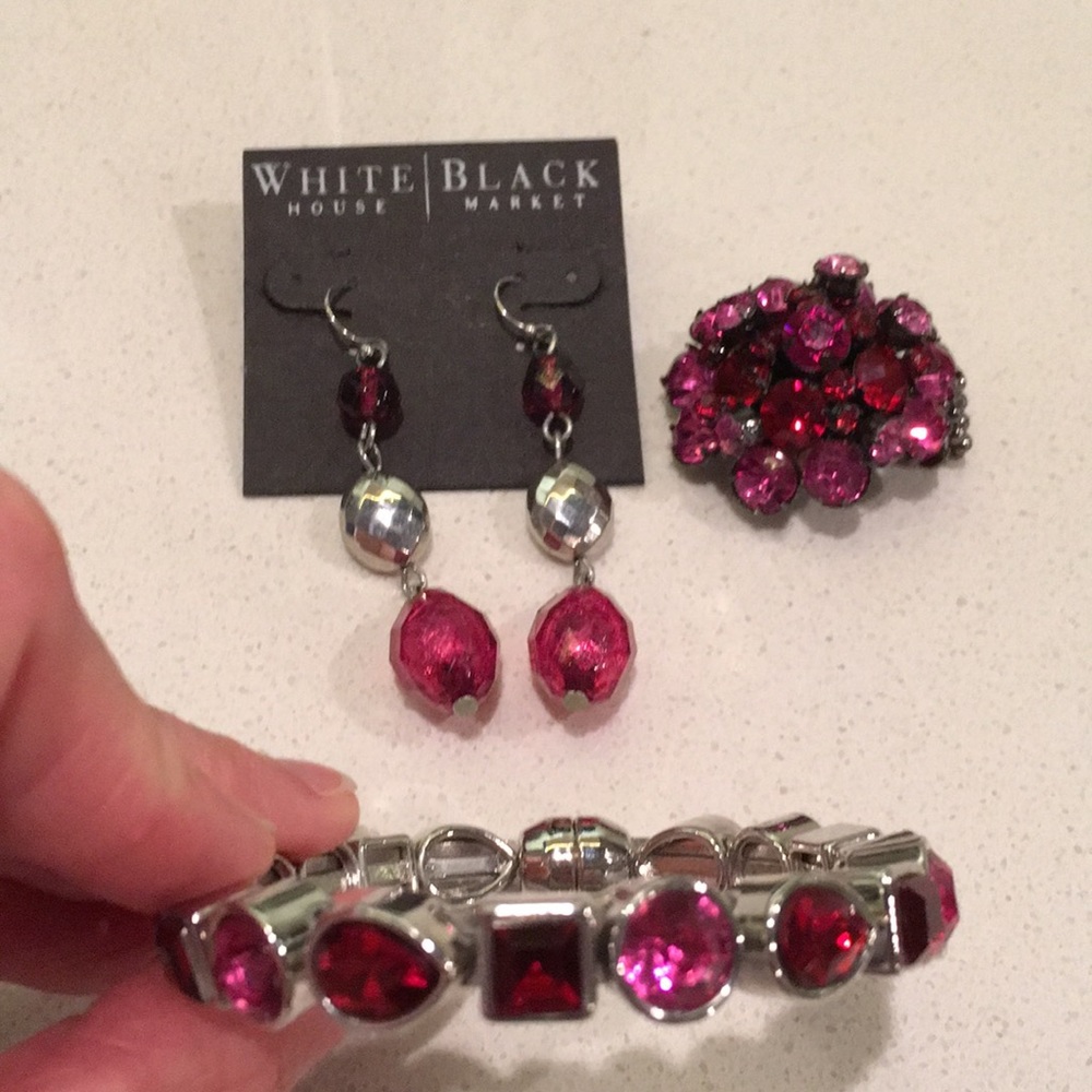 Whitehouse Black Market Pink Jewelry Set